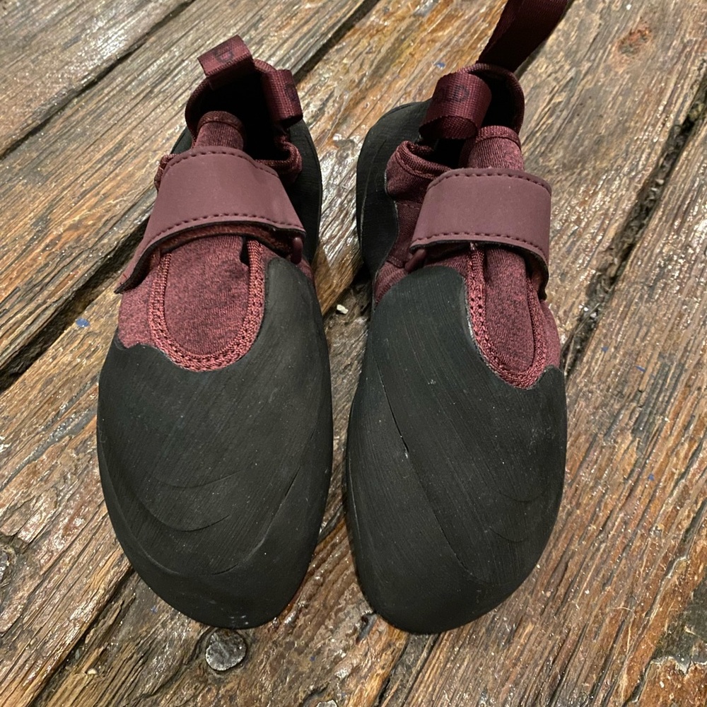 So iLL New Zero Pro NWT climbing shoes